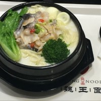 魏王面特色小吃面館 夫妻面館天天排隊(duì)