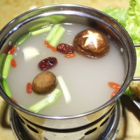 加盟旋轉小火鍋-配料我們學全套的