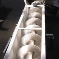半圓狀物料螺旋輸送機(jī)，半圓槽式螺旋輸送機(jī)