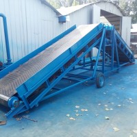 帶進(jìn)料斗沙子裝車輸送機(jī)  鏟車上料帶式運(yùn)輸機(jī)