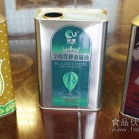 廠家定制餐飲食用油鐵桶包裝，植物油禮品鐵盒包裝價格，糧油鐵罐包裝廠