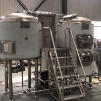 大型精釀啤酒設備啤酒廠釀酒設備生產(chǎn)廠家