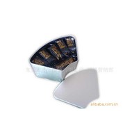 牛軋?zhí)前b罐，牛軋?zhí)氰F罐