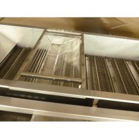 磨菇清洗機 適用于根莖類等較大較重物料的清洗