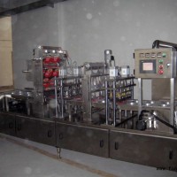 LRWM碗面灌裝封口機