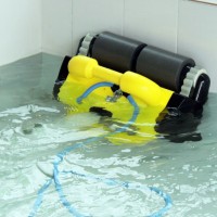 海獅全自動(dòng)吸污機(jī) 游泳池吸污機(jī)水下吸塵器水處理設(shè)備遙控爬墻