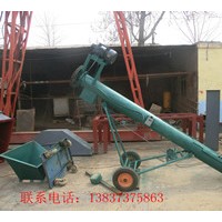 輸送糧食蛟龍輸送機
