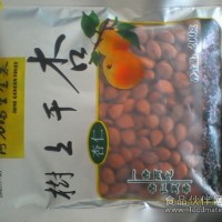 樹上干杏杏仁