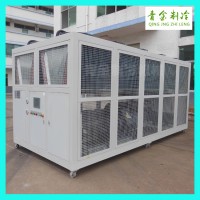 大型工業(yè)冷卻系統(tǒng)風(fēng)冷式螺桿冷水機