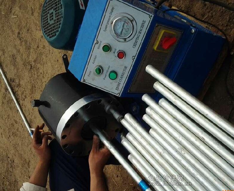 壓管機(jī)車間
