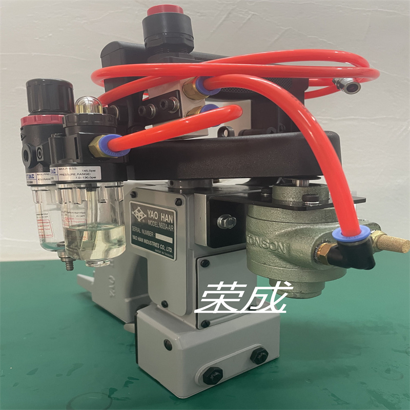 防爆縫包機1